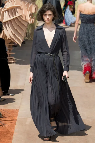Look 36